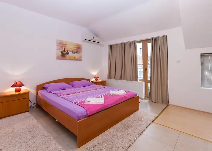 Apartamento Lermontov *